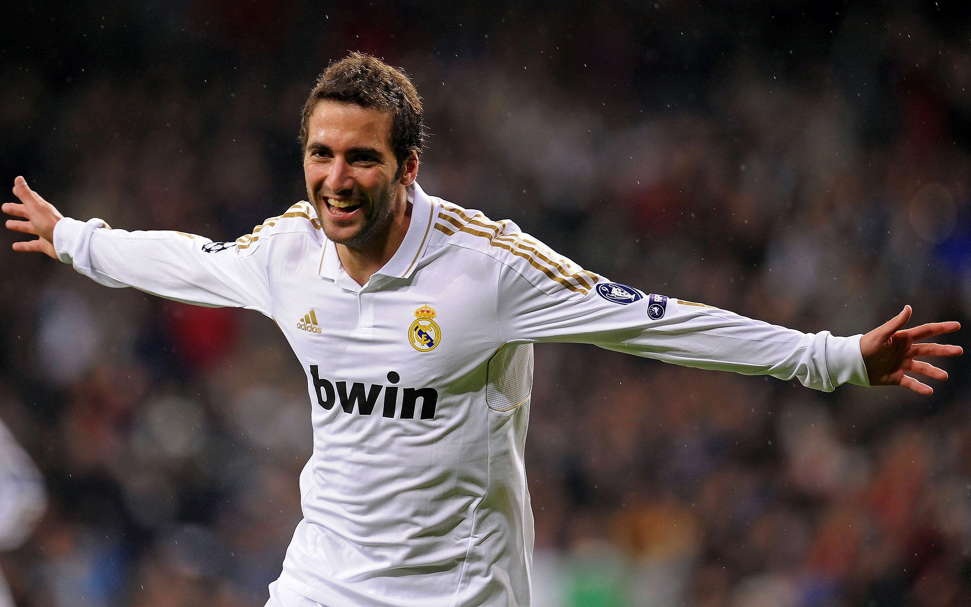 星空电竞平台-世界杯历史时刻：那些永载史册的经典战役，世界杯历届精彩比赛